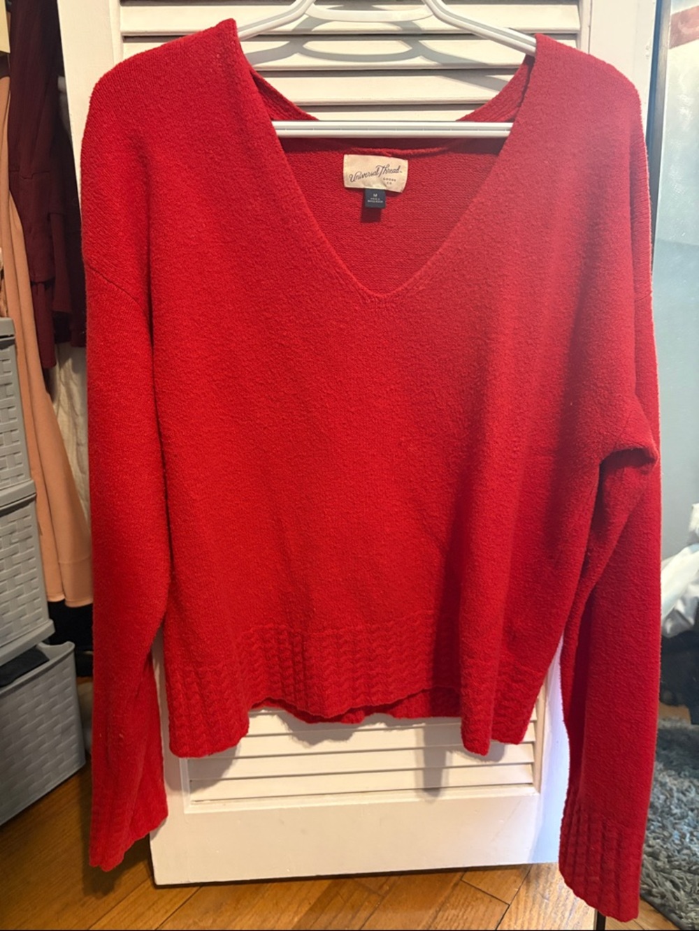 Universal Thread Red V-Neck Women’s Sweater
